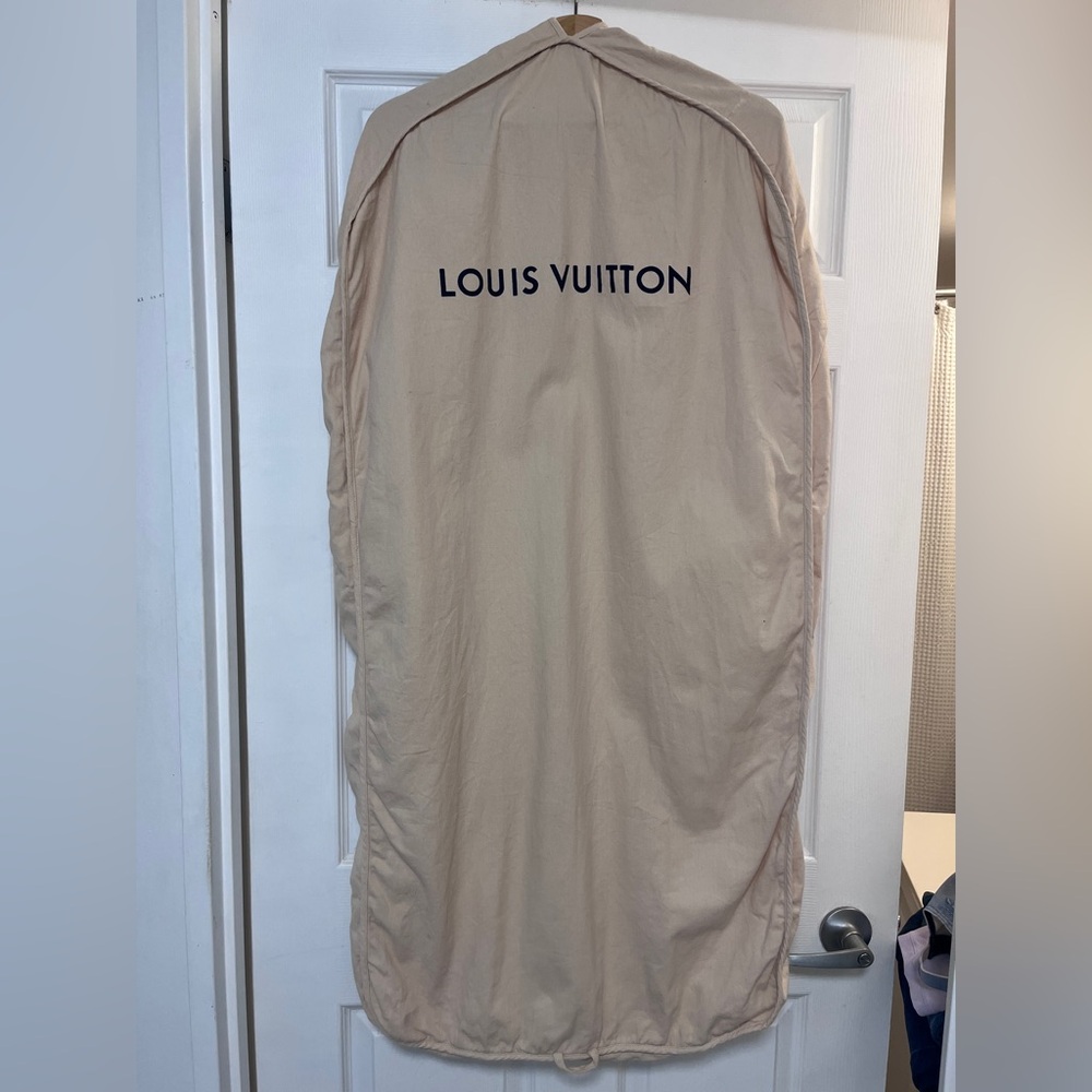Louis Vuitton Beige Garment Cover